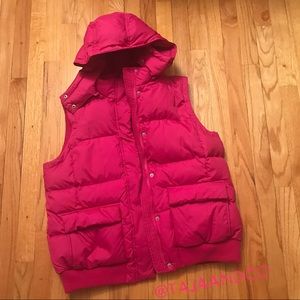 💗GAP: Hot Pink Classic Cozy Puffer Vest